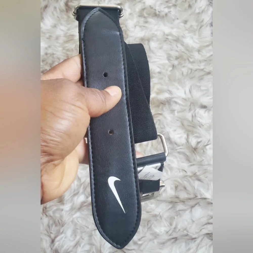 Nike Black Canvas Adjustable Boys Belt With Metal Buckle 🌴